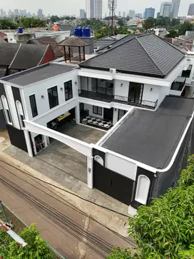 JUAL RUMAH DI VETERAN, JAKARTA SELATAN.