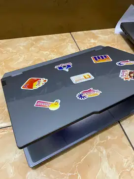 LENOVO LOQ 2024