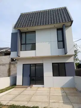 Dijual RUMAH BARU konsep Town House