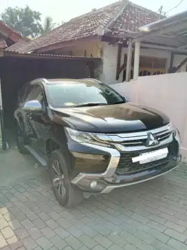 Dijual pajero sport dakar 2.4 tahun 2018