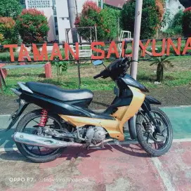 Mokas Suzuki Shogun SP 125 FL RCD Hitam Abu 2010 SS Lengkap Soreang