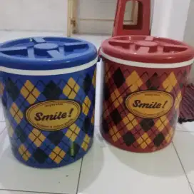 Dijual termos es merk SMILE,ukuran 12,5 liter