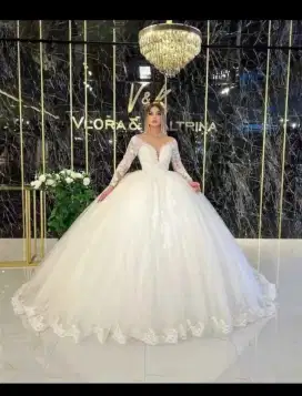 Asesoris wanita jasa  jahit gaun pengantin