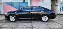 TOYOTA CAMRY 2.5 V AT 2014 Bensin