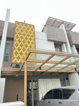 Di Jual Termurah Rumah Brand New 3 Lantai 7x12,5 Puri 11