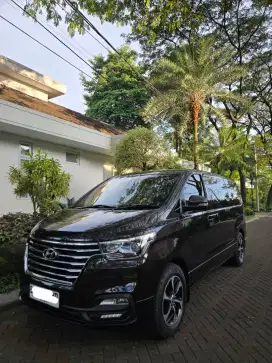 Dijual H1 Royal Suoer Istimewa Low KM Service Reccord Full