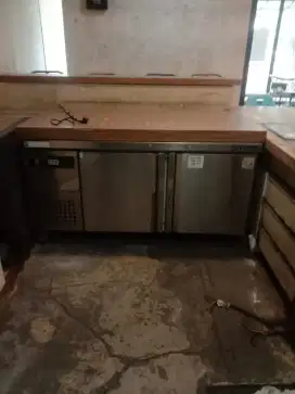 Undercounter chiller merek starcool