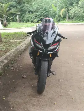 Dijual Cepat BU Yamaha R15 Tahun 2018 milik Sendiri