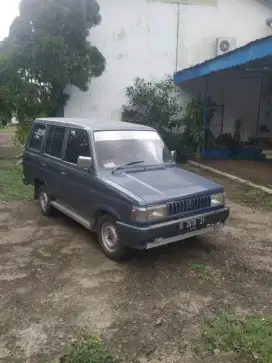 Toyota Kijang Jantan 1990 Bensin