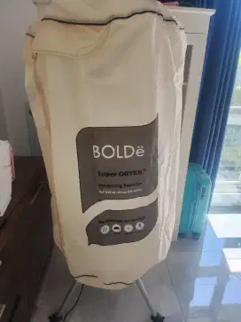 Alat pengering pakaian