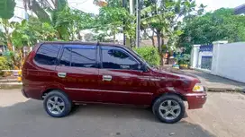 Toyota Kijang 2000 Bensin