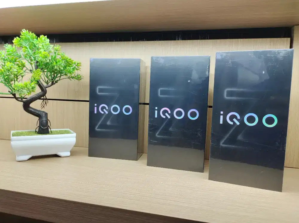 IQOO Z10 GARANSI RESMI BISA KREDIT TANPA DP