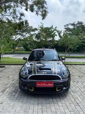 MINI COOPER COUNTRYMAN S AT 1.7 COKLAT 2012 BANDUNG MATIC