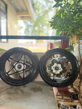 Velg bintang vrossi