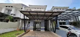 DIJUAL RUMAH MURAH 2 LANTAI DI CLUSTER TENGAH KOTA WISATA, DEKAT MAL!