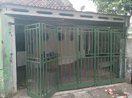 Rumah 2 Lantai Clasik Murah Luas Strategis di Jatinegara Jakarta Timur