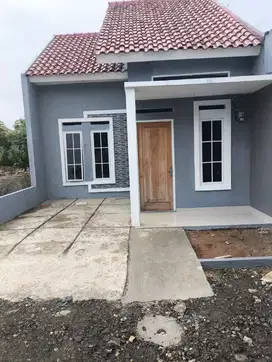 Rumah murah siap huni di sawangan Depok.ede