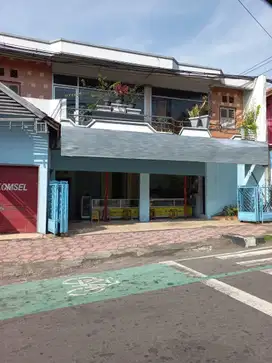 Rumah Dijual Lokasi di Jl. Brigjen Sudiarto Salatiga