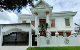 Rumah Dijual Mewah 2 Lantai Di BSD Puspitaloka