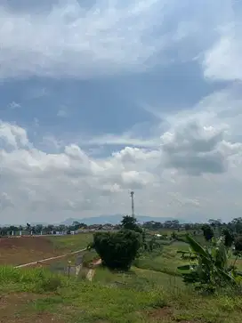 Kavling Exclusive Spektakuler di Kota Baru Parahyangan