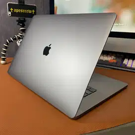 Macbook Pro Retina 16inch 2019 i9/32/1TB