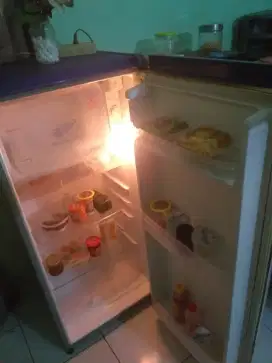 Kulkas 1 pntu normal beku dngin free lalamove