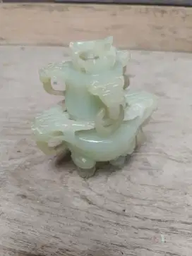 Batu giok / jade lawas