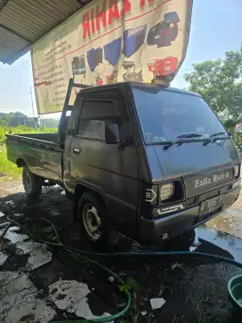 Mitsubishi l300 pick up solar