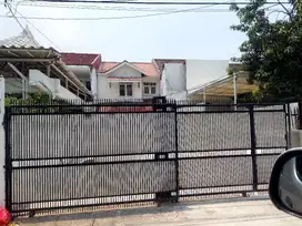 DIJUAL RUMAH 2 LANTAI ARTERI KELAPA GADING