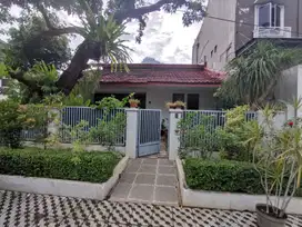 JUAL RUMAH RINDANG, NYAMAN DAN ASRI DI KRAMAT PELA KEBAYORAN BARU
