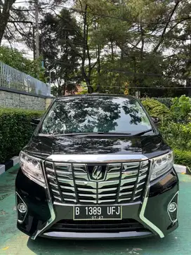Alphard 2.5 G AT