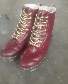 dr martens serena