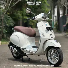 Piaggio Vespa Primavera 150 IGET ABS LED Th 2020 WARNA PUTIH FAVORIT