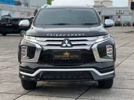 PAJERO DAKAR AT 2023 KM 18rb ANTIK, HITAM