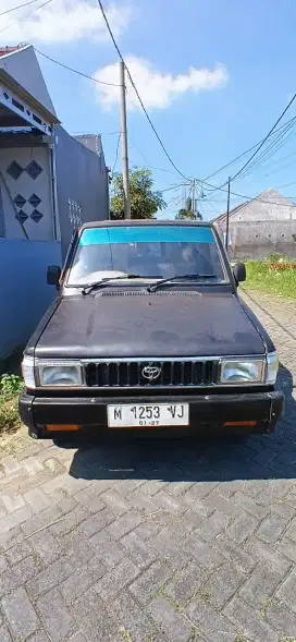 Kijang Nusa KF 50 Long Type. Istimewa