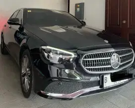 Mercy Mercedes Benz E200 W216 2023