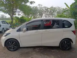 Honda Freed 2012 Bensin