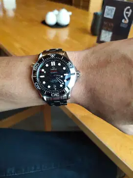 Jam Tangan Omega Seamaster Black