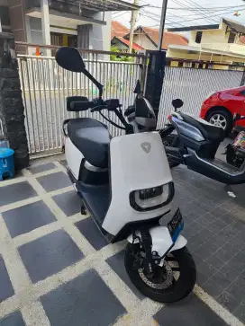 Yadea E8S Pro Batre sehat