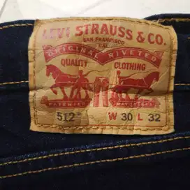 Celana Jeans Levi's 512 Slim Taper Size 30
