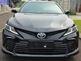 Toyota Camry V AT Bensin Black 2024