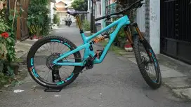 Yeti sb165 size M ban 27.5
