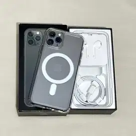 IPHONE 11 PRO 256GB - LIKE NEW