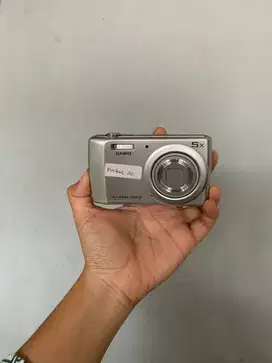 CASIO QV-R70 POCKET 20