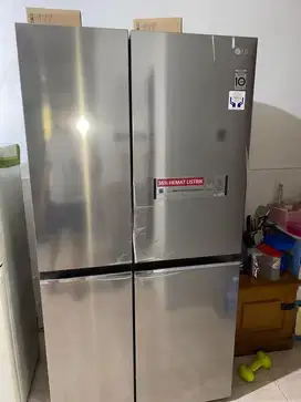 DIJUAL KULKAS SIDE BY SIDE LG GC-B257SLVL INVERTER