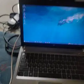 Laptop hp probook 433is i3