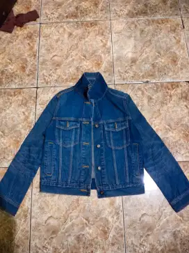 JACKET DENIM GU PRIA ORIGINAL UKURAN M BESAR