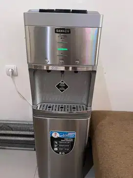Dispenser Sanken Galon Bawah