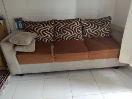 SOFA RUANG TAMU