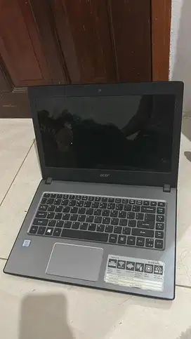 Laptop Acer Aspire E14 ES-476-36D0.